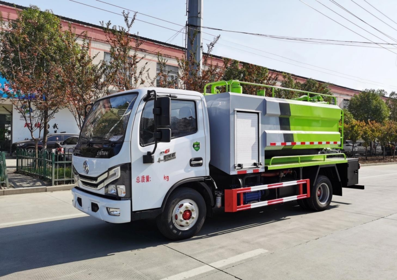 華通牌小多利卡清洗吸污車