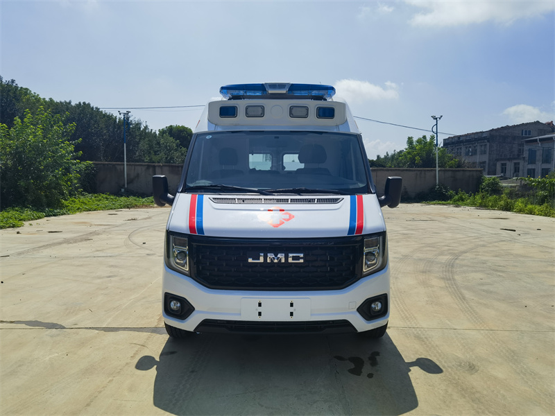 華通牌江鈴福順救護(hù)車(chē)