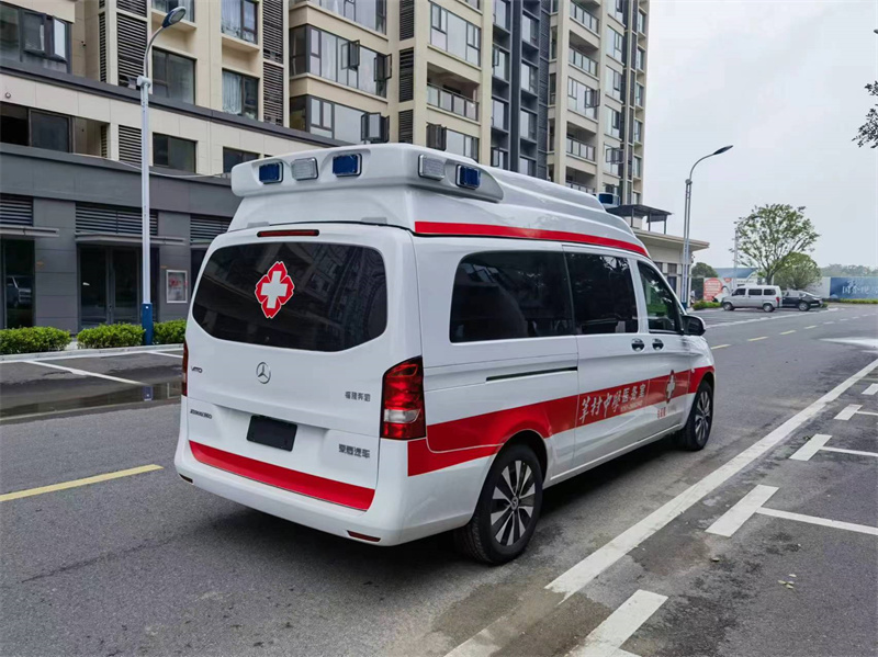 華通牌奔馳新威霆