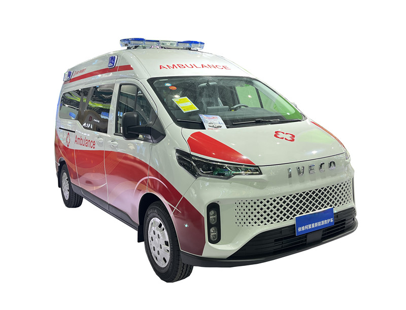 華通牌依維柯聚星新能源救護車