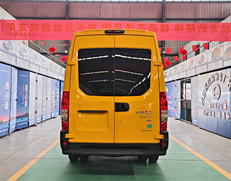 依維柯歐盛救險車（氣防車）